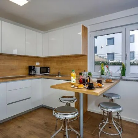 Apartman Anavi Sveti Vid-Miholjice Exterior photo